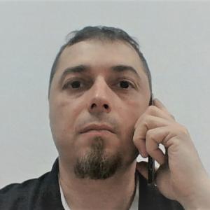 Олександр Разаков